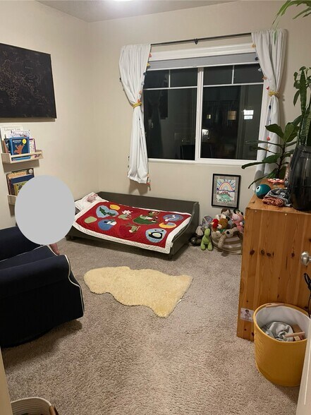 Building Photo - 13016 NE 115th St