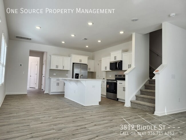 Building Photo - 3812 Biddle St