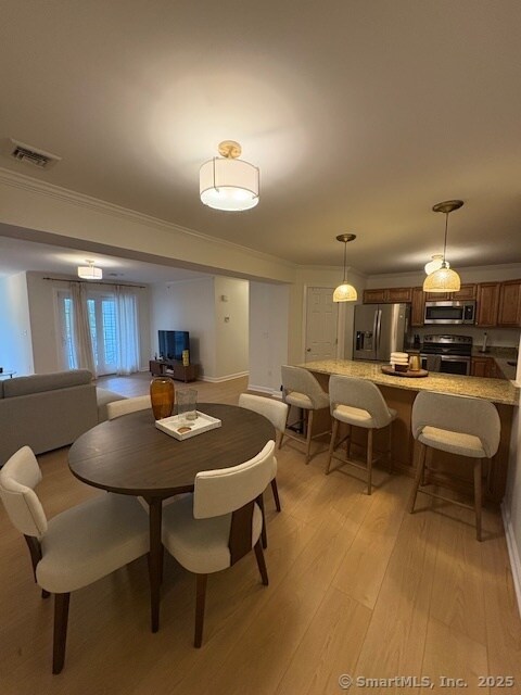 Building Photo - 130 Meridian St