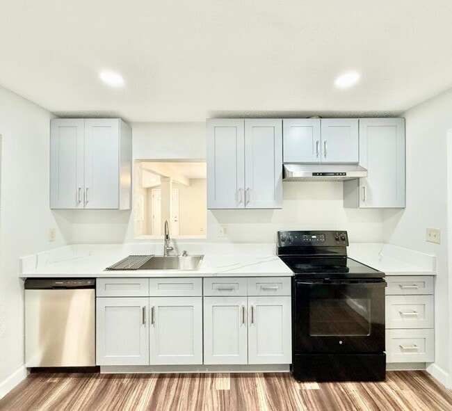 Building Photo - 1221 Jewel Ave