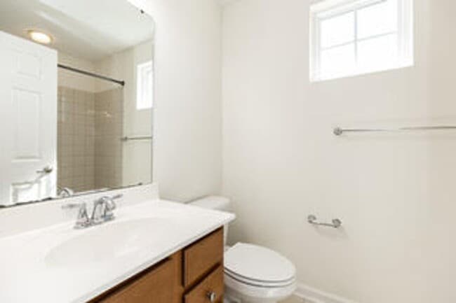 Building Photo - 429 Scarecrow Ct