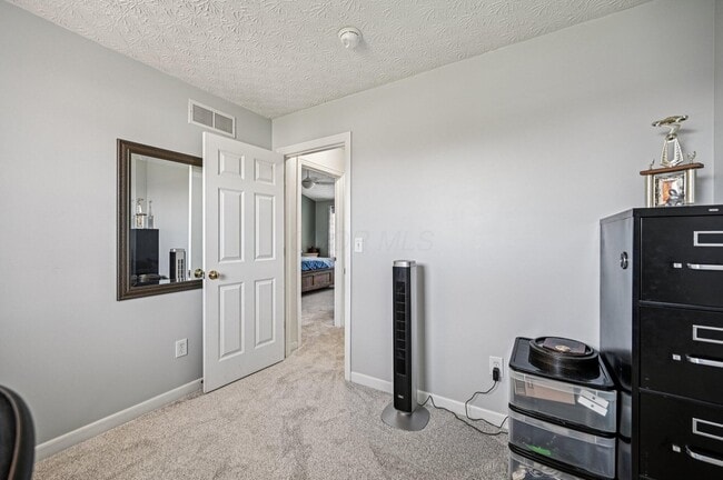 Building Photo - 2230 Seton Dr