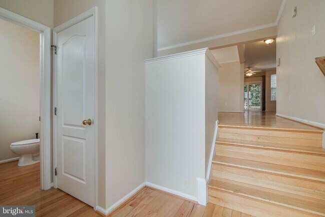 Building Photo - 15704 Renton Ct