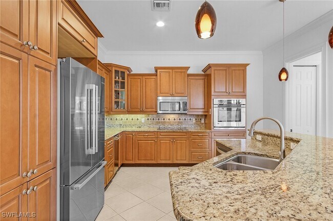 Building Photo - 5030 Rustic Oaks Cir