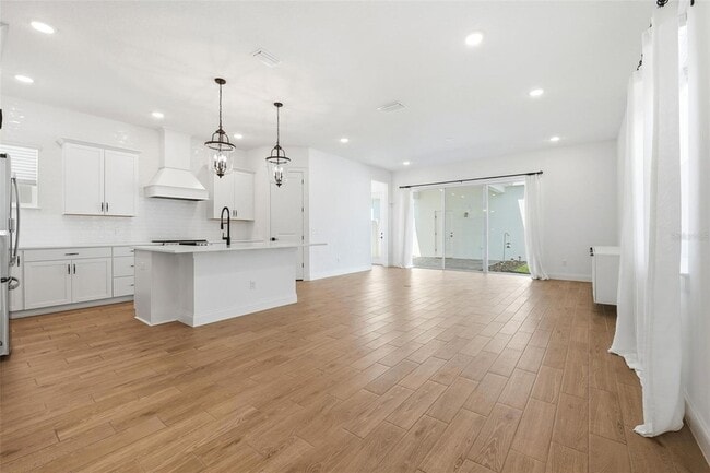 Building Photo - 12626 Clear Sapphire Dr