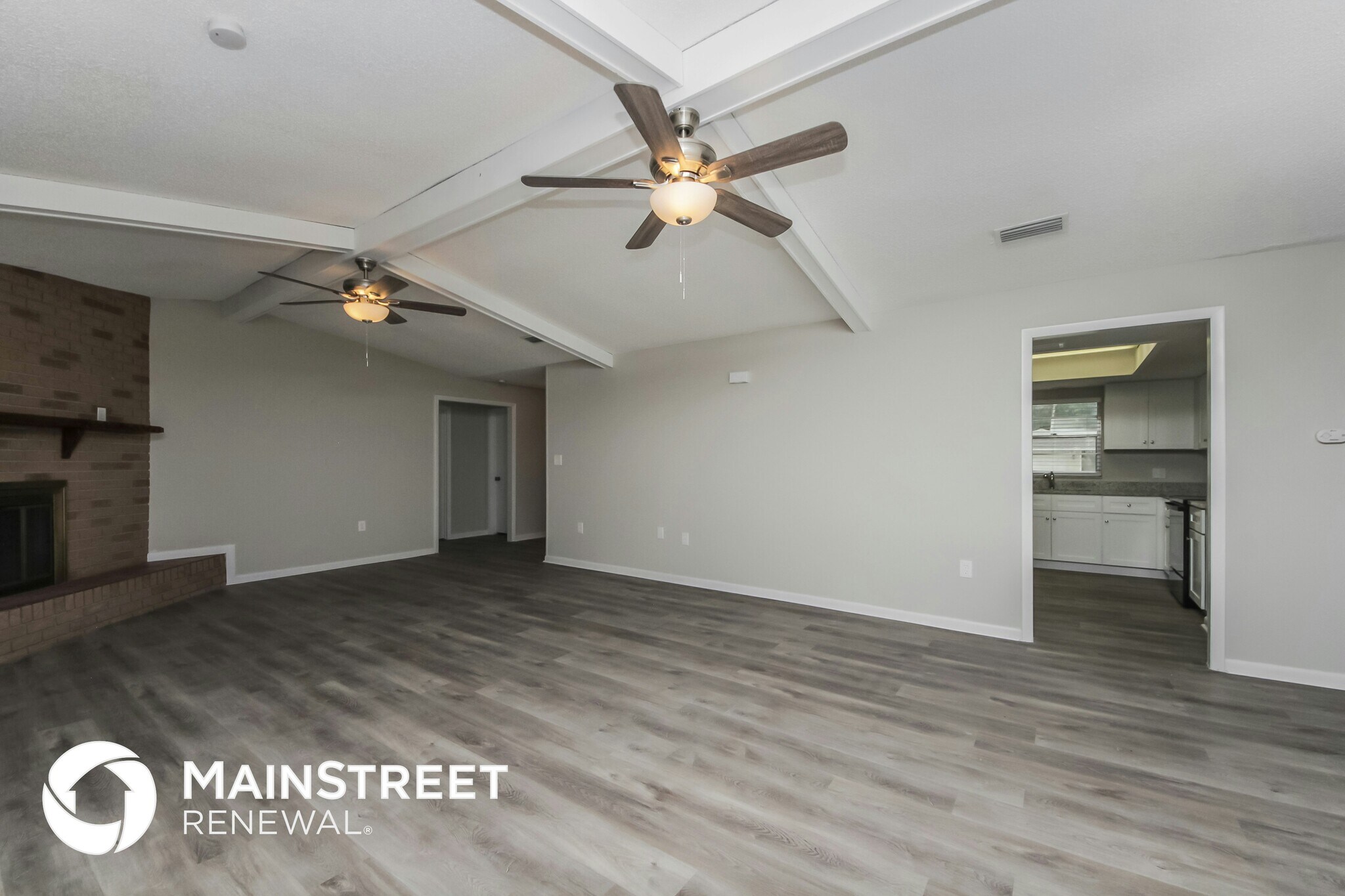Building Photo - 1655 Louis Dr