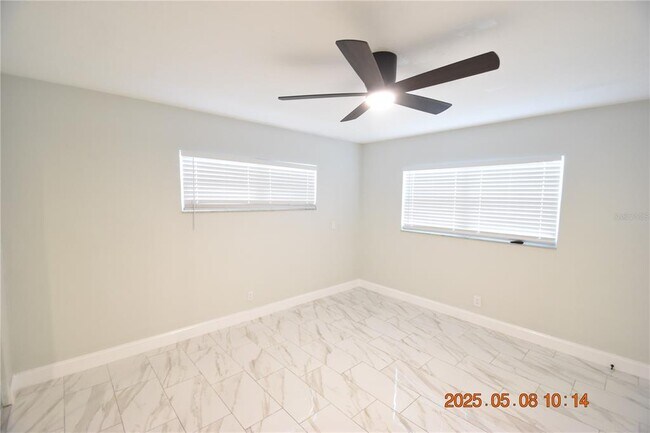 Building Photo - 1019 Spindle Palm Way