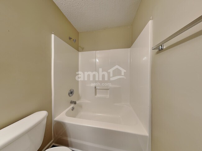 Building Photo - 112 Pope Ln