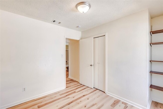 Building Photo - 14202 Sussman Ct