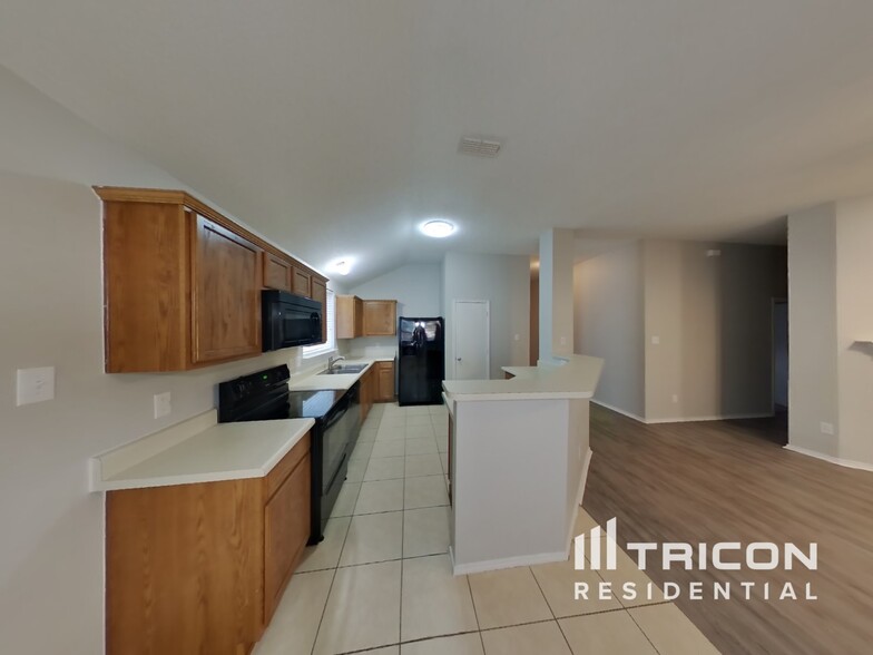 Building Photo - 1504 Redman Dr
