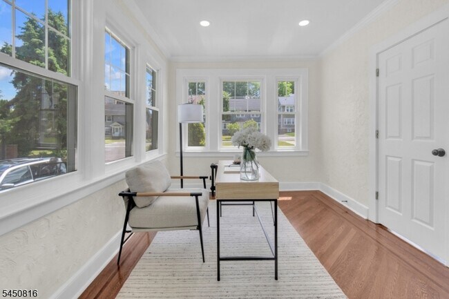 Building Photo - 153 Clairmont Terrace