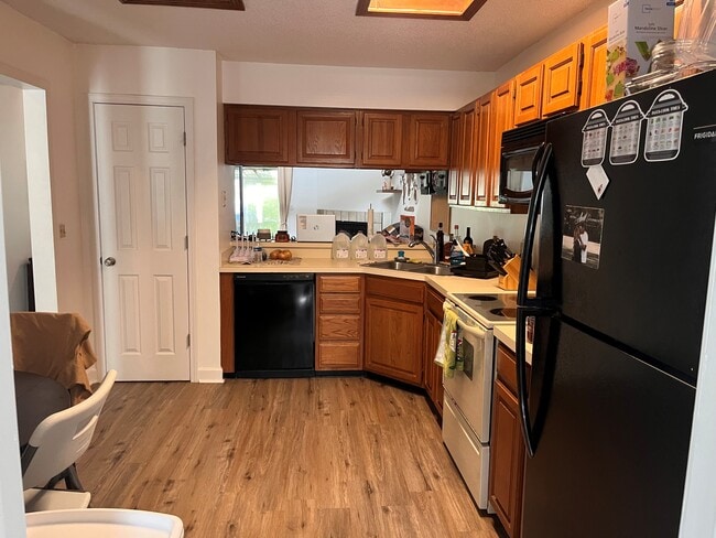 Building Photo - 10800 Old Saint Augustine Rd