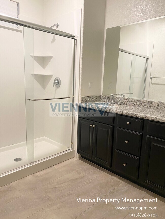 Building Photo - 1052 Essington Ln