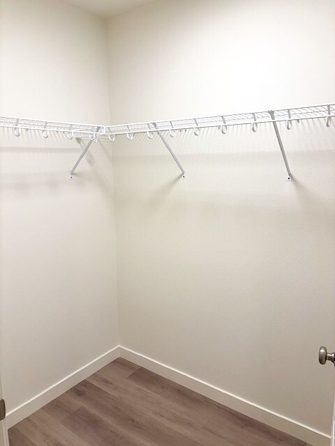 Building Photo - 1915 NW 18th Ave