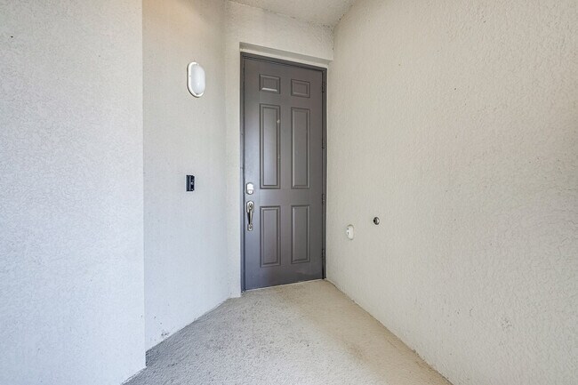 Building Photo - 17902 Gawthrop Dr