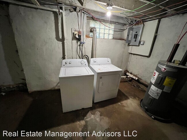 Building Photo - 3 br, 1 bath House - 2639 S Felton Street