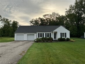 Building Photo - 3653 Brainard Rd