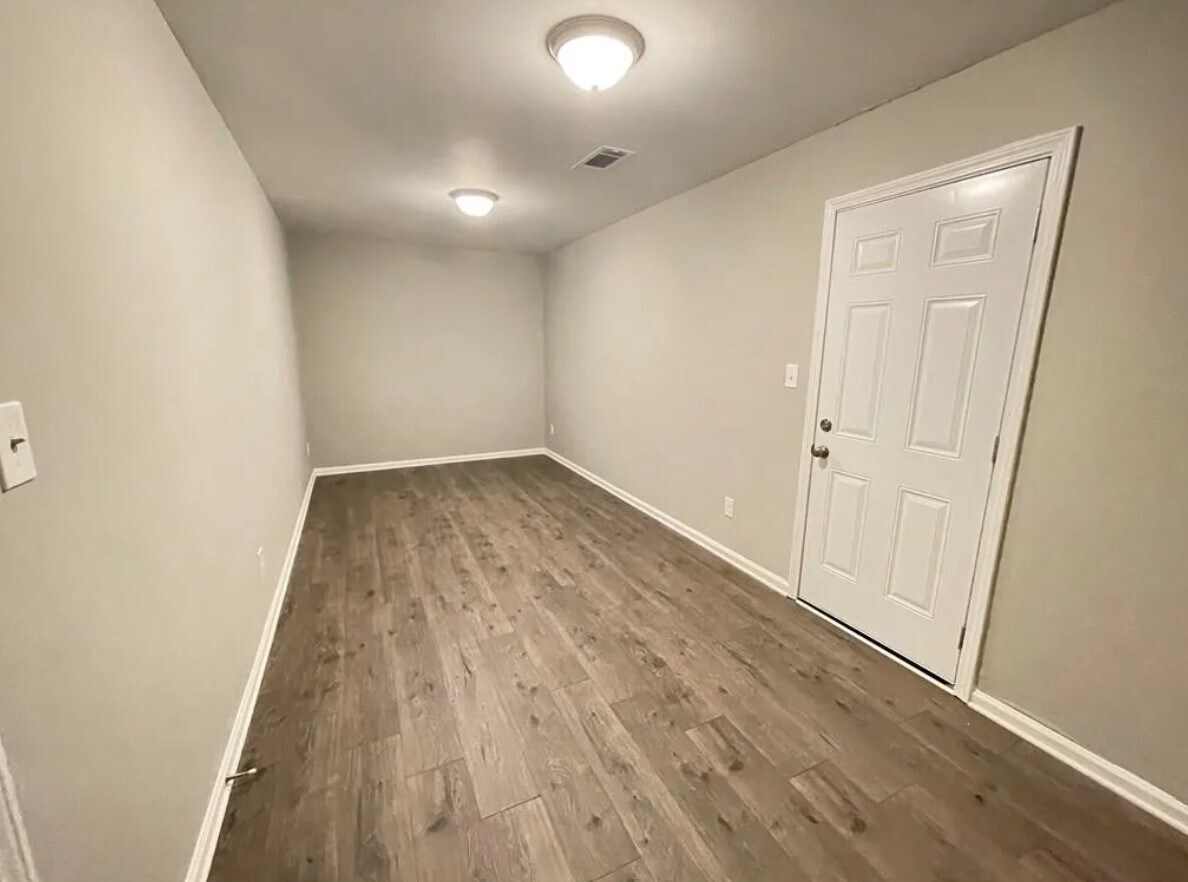 Building Photo - 1775 Peachtree Rd