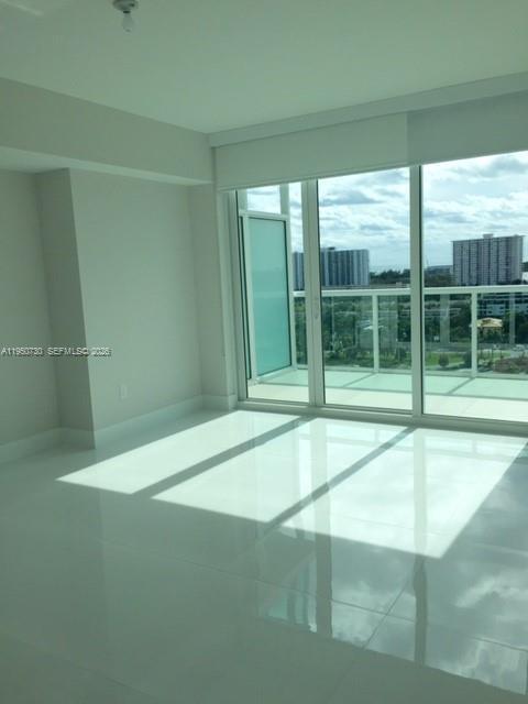 Building Photo - 400 Sunny Isles Blvd