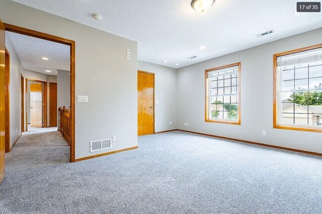 Building Photo - Gretna Gem: 4 Bedroom Home with Room to Grow