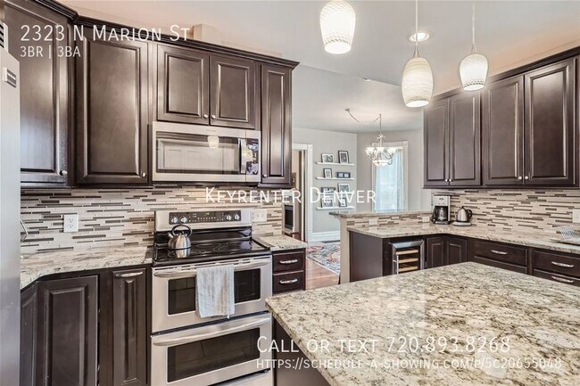 Building Photo - Mansion on Marion! Free Wifi, Fitness Room...