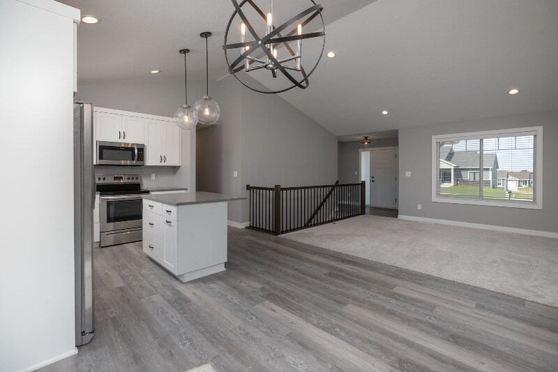 Building Photo - 3715 Fernwood Ln SW