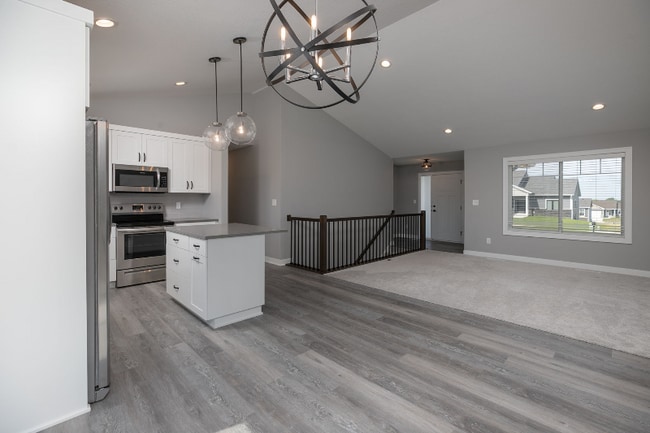 Building Photo - 3715 Fernwood Ln SW