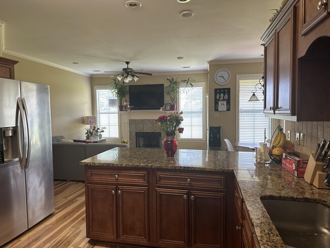 Building Photo - 9328 Owl Hill Dr
