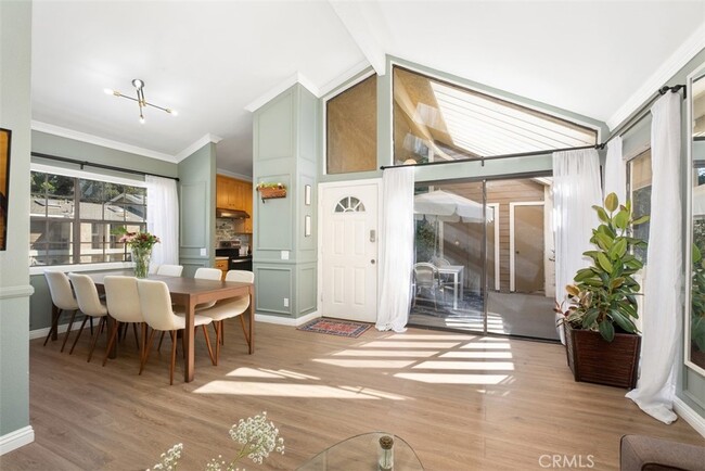 Building Photo - 35 LAKEPINES-