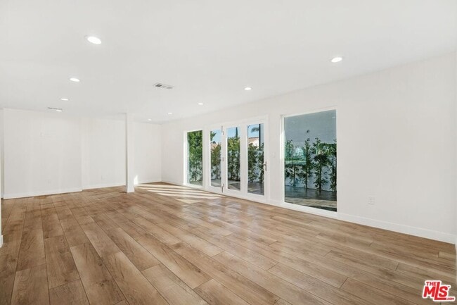 Building Photo - 6266 Etiwanda Ave