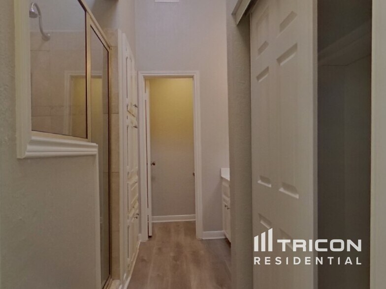 Building Photo - 616 Via Miramonte