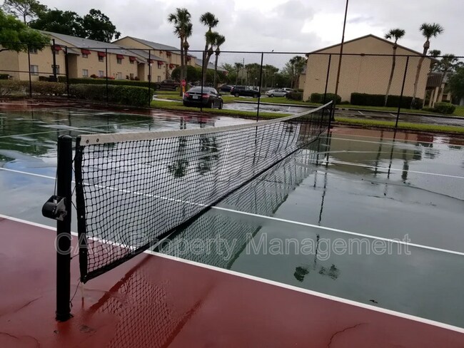 Building Photo - 4153 S Semoran Blvd