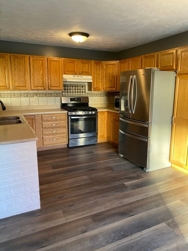 Building Photo - 1704 Sunrise Point