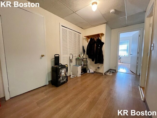 Building Photo - 1139 Commonwealth Ave