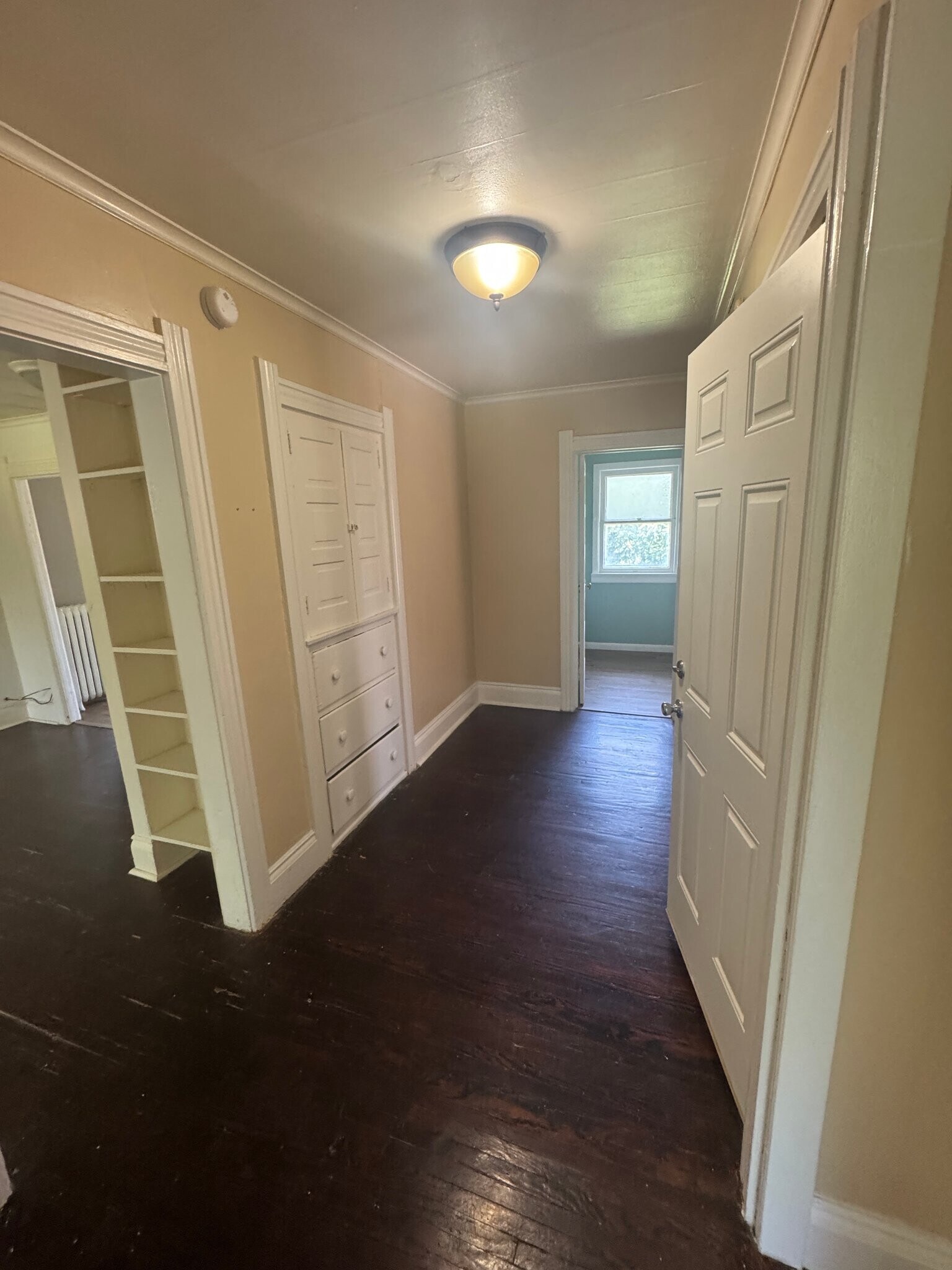 Building Photo - 2727 Robinwood Ave
