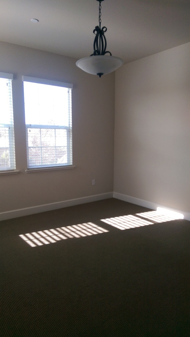 Building Photo - Gorgeous 4 bedroom 3 baths in Desirable Mountain House Neighborhood!!