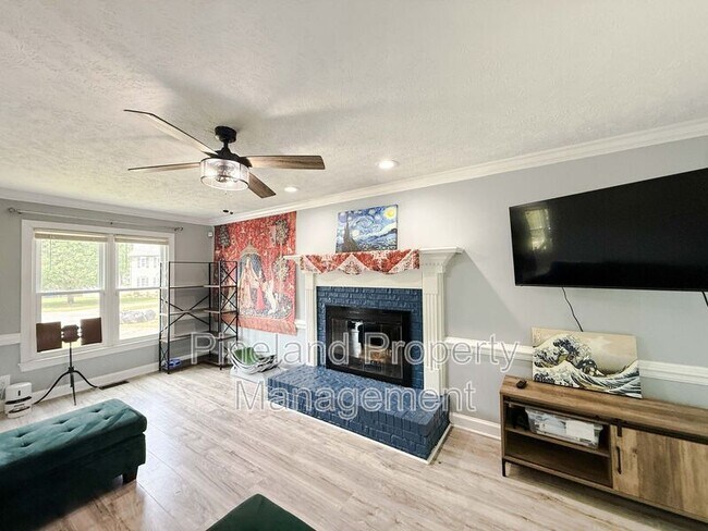 Building Photo - 3446 Sandystone Cir