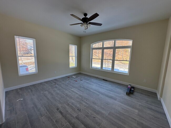 Building Photo - 1213 Kiefer Creek Rd