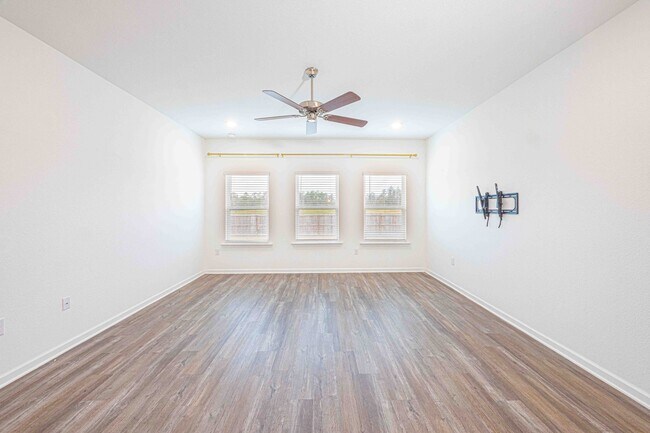 Building Photo - 13766 Antler Hl Rd