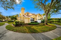 Building Photo - 8104 Oakton Ct