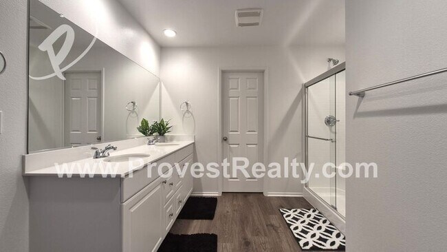 Building Photo - 12542 Ilona St