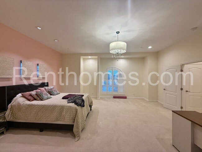 Building Photo - 4204 Explorer Ct