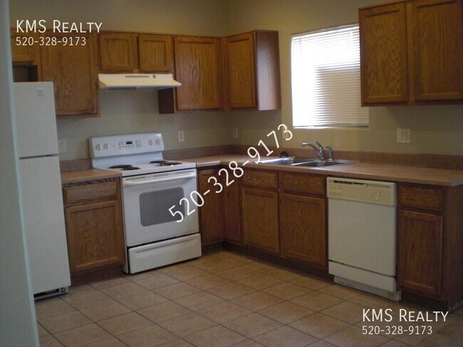 Building Photo - 6735 S Via Molino De Viento