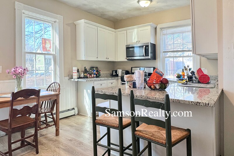 Building Photo - 66 John St