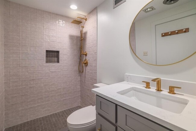 Building Photo - 1801 Lavaca St