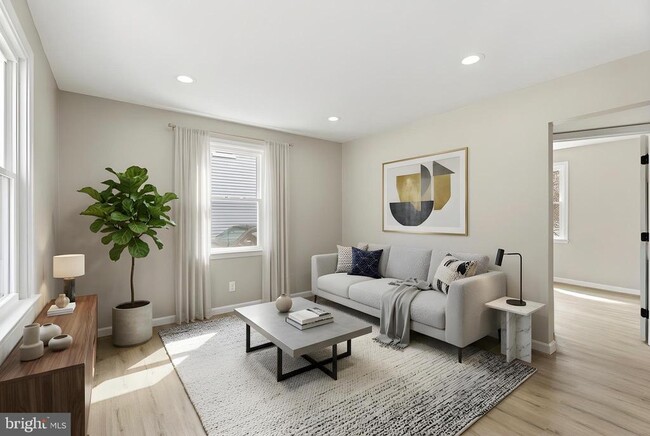 Building Photo - 706 Sue Grove Rd