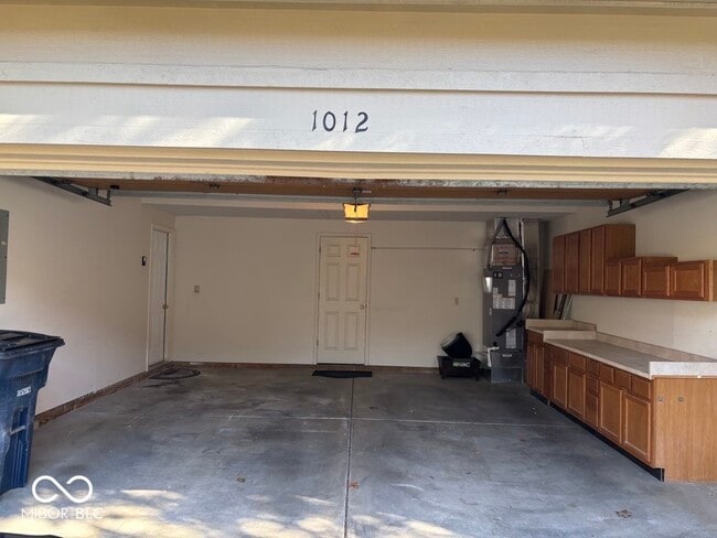 Building Photo - 1012 Grovewood Dr