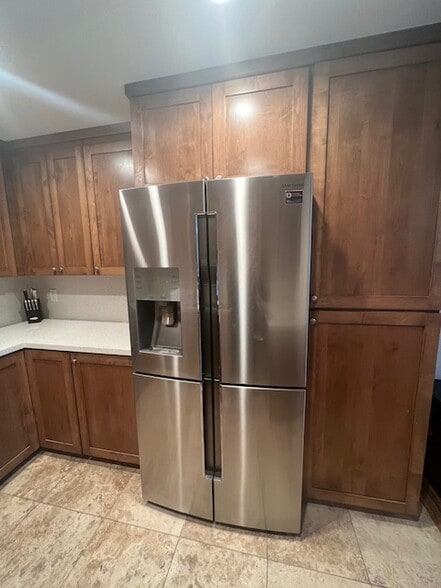 Kitchen 3 - 5645 Friars Rd