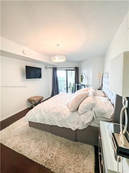 Building Photo - 3530 SW 22nd St