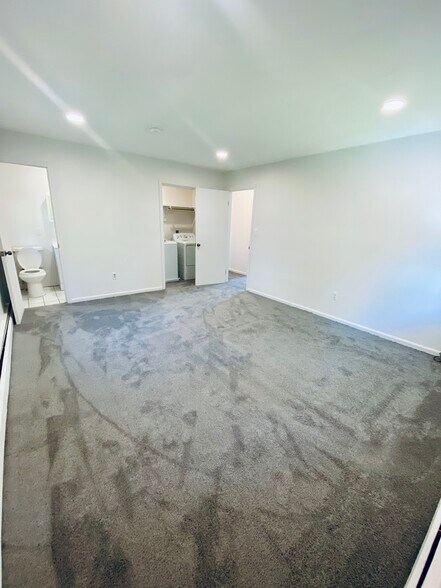 Building Photo - 17 Aldrich St